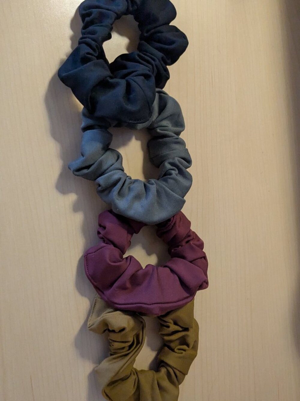 Girlfriend Collective Scrunchie Bundle - Picture 2 of 2